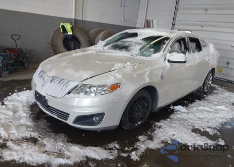 2009 Lincoln Mks z USA, uszkodzony, nr VIN 1LNHM94R39G616103